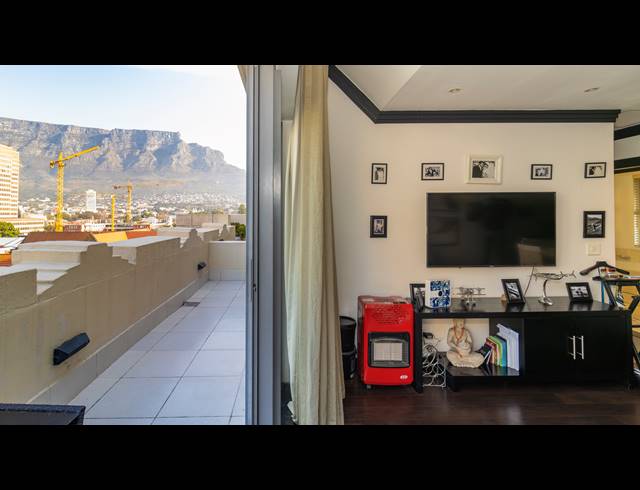 1 BEDROOM APARTMENT TO LET IN CAPE TOWN CITY CENTRE